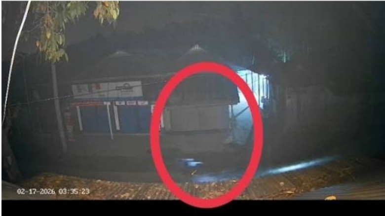 কুড়িগ্রাম সীমান্তে ‘রোবট’–এর ভিডিও ফেসবুকে; বিজিবি বলছে, লাইট লাগানো বাইসাইকেল