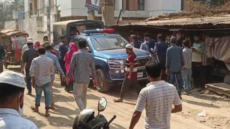 ঝুট ব্যবসার নিয়ন্ত্রণ নিয়ে আশুলিয়ায় বিএনপির ২ গ্রুপের সংঘর্ষ