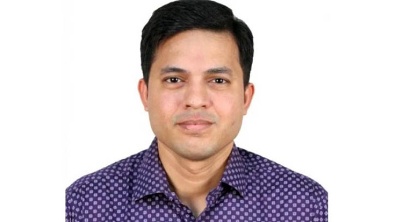 স্বরাষ্ট্রমন্ত্রীর ব্যক্তিগত সচিব হলেন হাসনাত মোর্শেদ