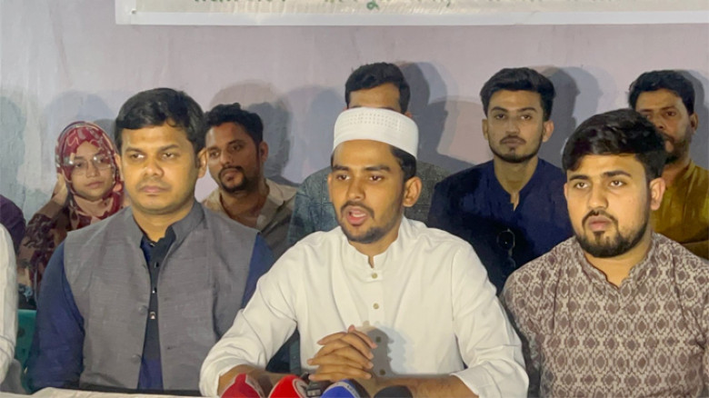 সাকিব আল হাসানকে খেলতে না দেওয়া দুর্নীতি হলে শাস্তি পেতে রাজি: আসিফ মাহমুদ