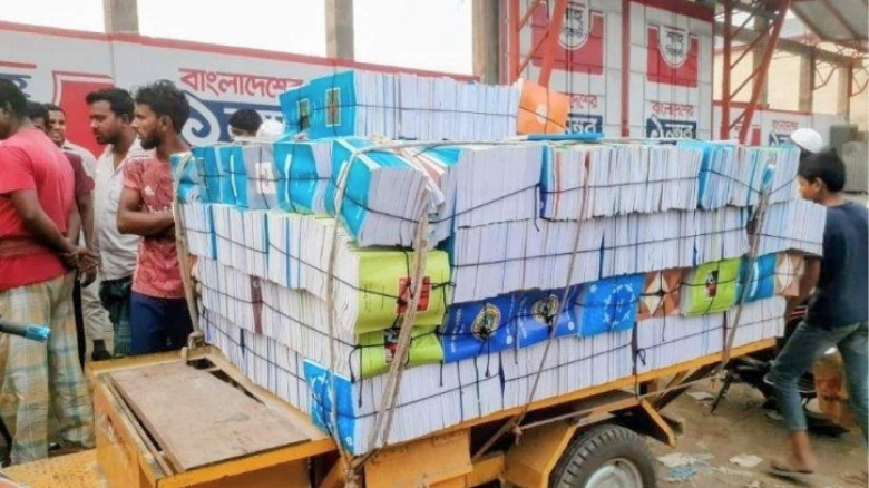 শেরপুরে ভাঙ্গারির দোকান থেকে ৮ হাজার সরকারি বই