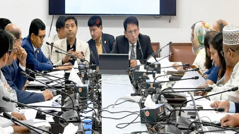 পরীক্ষাকেন্দ্রের টয়লেটে নকল মিললে দায় কেন্দ্র কর্তৃপক্ষের: শিক্ষামন্ত্রী
