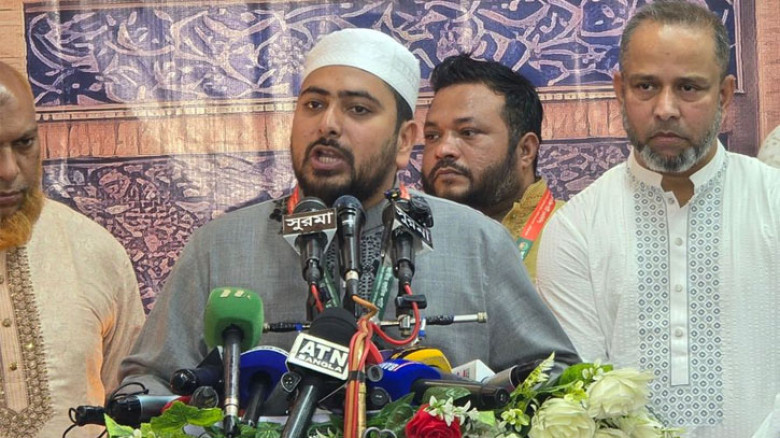 গণতন্ত্র থেকে দেশ আবার একদলীয় স্বৈরতন্ত্রের দিকে যাচ্ছে কি না—প্রশ্ন উঠেছে: নাহিদ ইসলাম