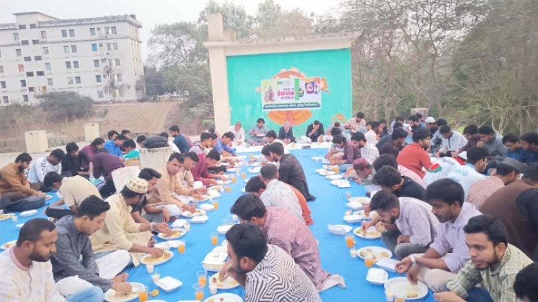 কুবির ব্রাহ্মণবাড়িয়া ছাত্রকল্যাণ পরিষদের ইফতার মাহফিল অনুষ্ঠিত