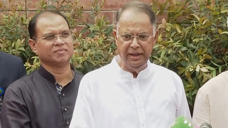 পরশু আসছে তেলের ২ জাহাজ, উদ্বেগের কোন কারণ নেই: জ্বালানি মন্ত্রী
