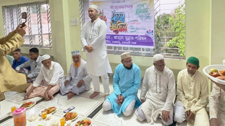 স্বর্ণটিলা জামে মসজিদে ইফতার মাহফিল অনুষ্ঠিত
