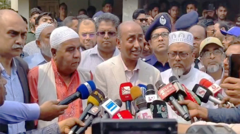 গণভোট নিয়ে এনসিপি নেতারা অর্ধেক বুঝে কথা বলছেন: আইনমন্ত্রী