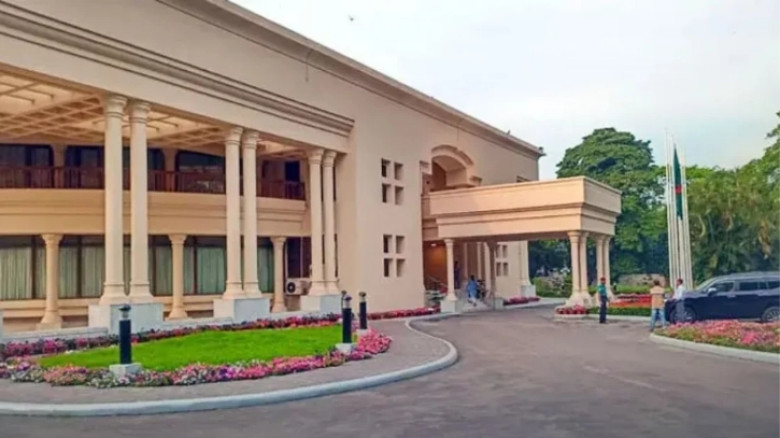 যমুনায় উঠছেন না প্রধানমন্ত্রী, থাকবেন যেখানে