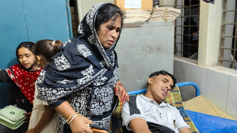 কুষ্টিয়ায় দুই গ্রুপের মধ্যে সংঘর্ষ, গুলিবিদ্ধ ৪