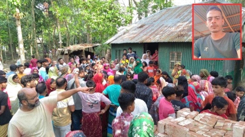 বাড়ির উঠানের গাছের মগডালে ঝুলছিলো মাইক্রো চালক আরিফের মরদেহ