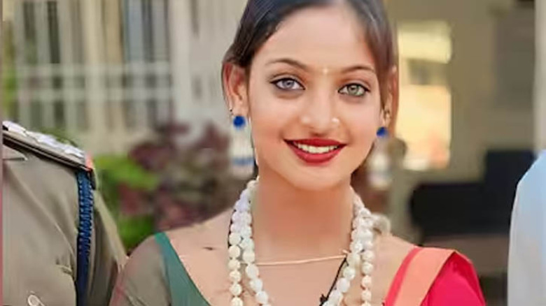 এবার পরিচালক বিরুদ্ধে শ্লীলতাহানির অভিযোগ অভিনেত্রীর