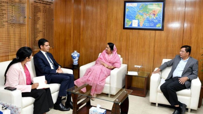 বেসামরিক বিমান পরিবহন ও পর্যটন মন্ত্রী-প্রতিমন্ত্রীর সঙ্গে নেপালের রাষ্ট্রদূতের সৌজন্য সাক্ষাৎ