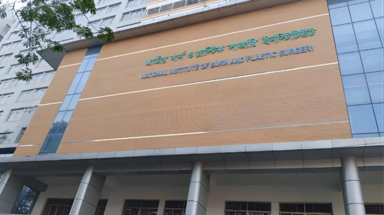 রাজধানীর শ্যামপুরে স্টিল মিলে বয়লার বিস্ফোরণ: দগ্ধ ৮ শ্রমিক