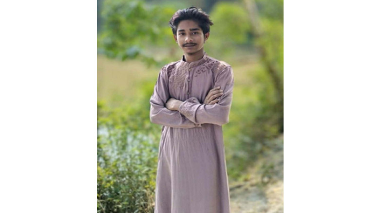 নিখোঁজের চার দিন পর পুকুর থেকে যুবকের ভাসমান লাশ উদ্ধার