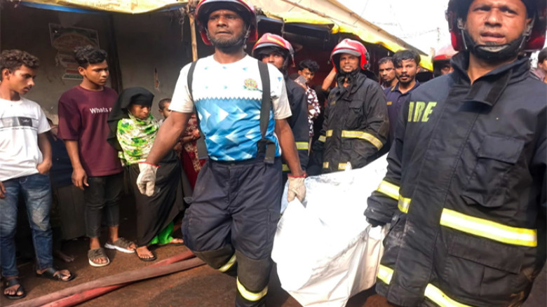 গ্যাসলাইটার কারখানার আগুন নিয়ন্ত্রণে, ৫ মরদেহ উদ্ধার