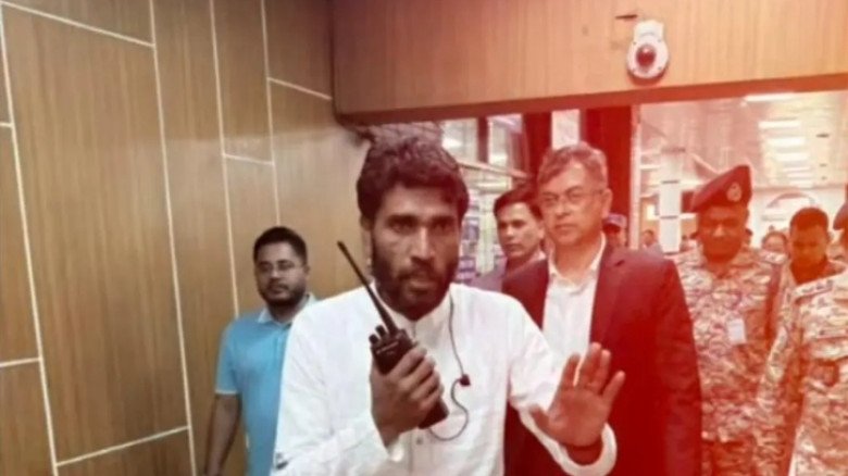 স্বরাষ্ট্রমন্ত্রীর ঘনিষ্ঠতার ভুয়া ছবি দেখিয়ে প্রতারণা, গ্রেফতার ১
