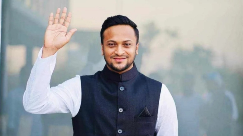 আপাতত ক্রিকেটেই মনোযোগ: সুযোগ পেলে আবার রাজনীতিতে সক্রিয় হবেন সাকিব
