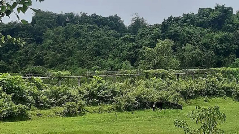 উখিয়া সীমান্তে যুবকের পা উড়ে গেল মাইন বিস্ফোরণে
