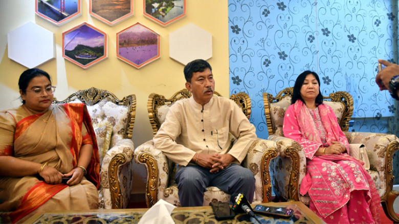 সব জাতিসত্তার ঐক্যে গড়ে উঠবে নতুন বাংলাদেশ: দীপেন দেওয়ান