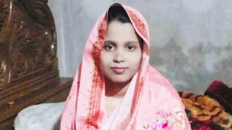 খাল থেকে প্রবাসীর স্ত্রীর মরদেহ উদ্ধার, শরীরে আঘাতের চিহ্ন