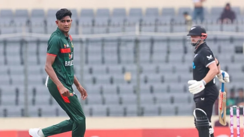 বাংলাদেশকে ২৪৮ রানের লক্ষ্য দিল নিউজিল্যান্ড