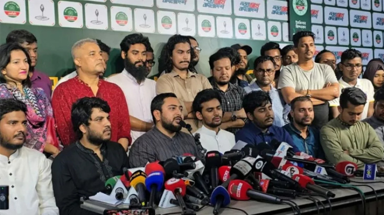 দেশে দুর্নীতি ও চাঁদাবাজির দাপট, বিকল্প শক্তি গঠনের আহ্বান নাহিদ ইসলামের