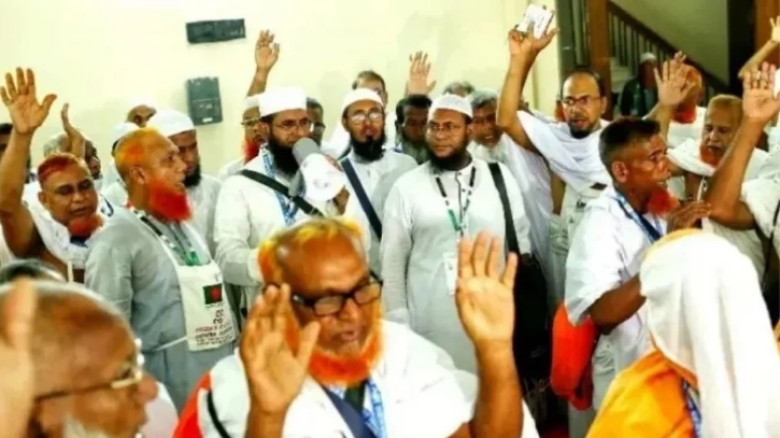 চার দিনে সৌদি পৌঁছেছেন ১৫ হাজারের বেশি হজযাত্রী