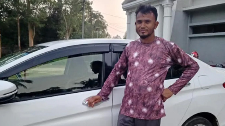 ফ্যামিলি কার্ড দেওয়ার কথা বলে ধর্ষণচেষ্টা বিএনপি নেতার