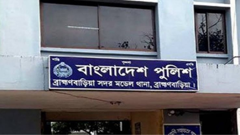 প্রতিপক্ষকে ফাঁসাতে স্ত্রীকে হত্যা, থানায় অভিযোগ দিতে গিয়ে আটক স্বামী!
