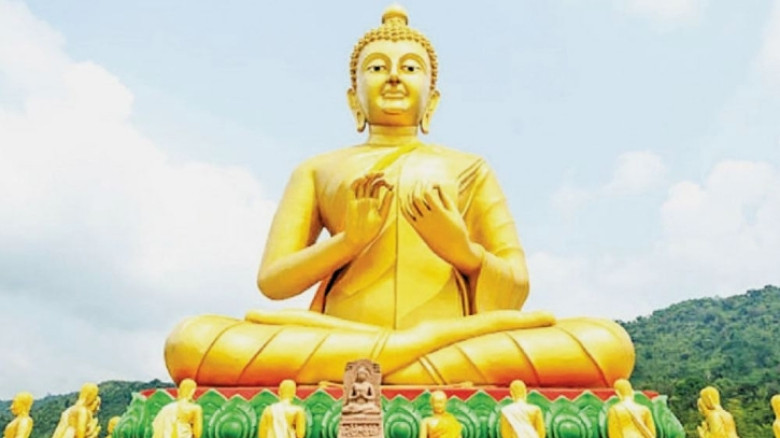 আজ শুভ বুদ্ধপূর্ণিমা