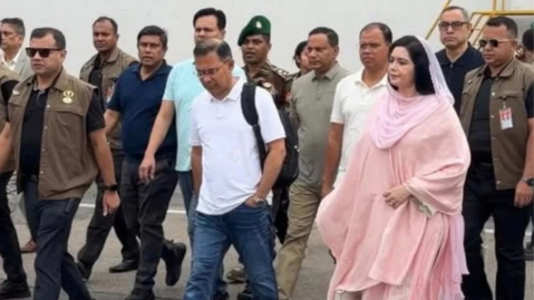 একদিনের সফরে সিলেট পৌঁছেছেন প্রধানমন্ত্রী