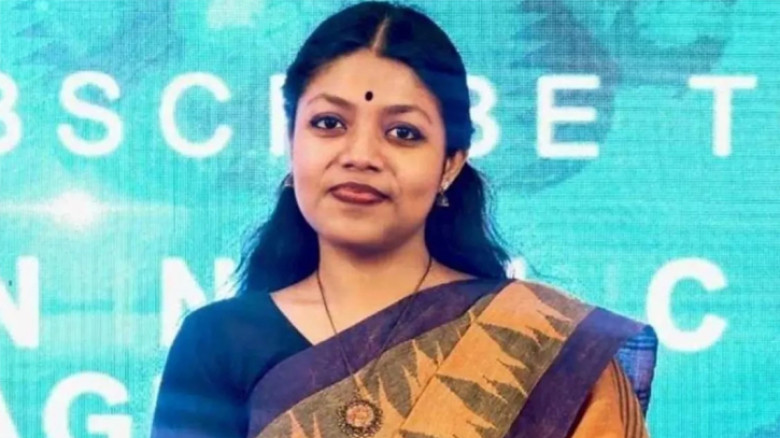 নুসরাতকে নির্বাচিত করে ইসির গেজেট অনুমোদন