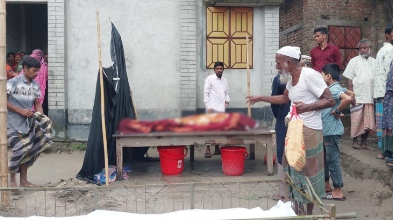 কুড়িগ্রামে ধান কাটতে গিয়ে বজ্রপাতে কৃষকের মৃত্যু
