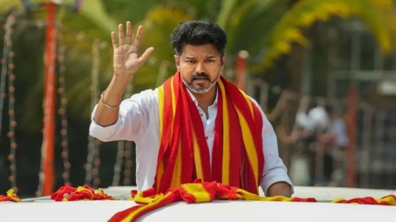 জোট সমীকরণে আটকে থালাপাতি বিজয়, জিতেও সরকার গঠন করতে পারছেন না তামিল সুপারস্টার