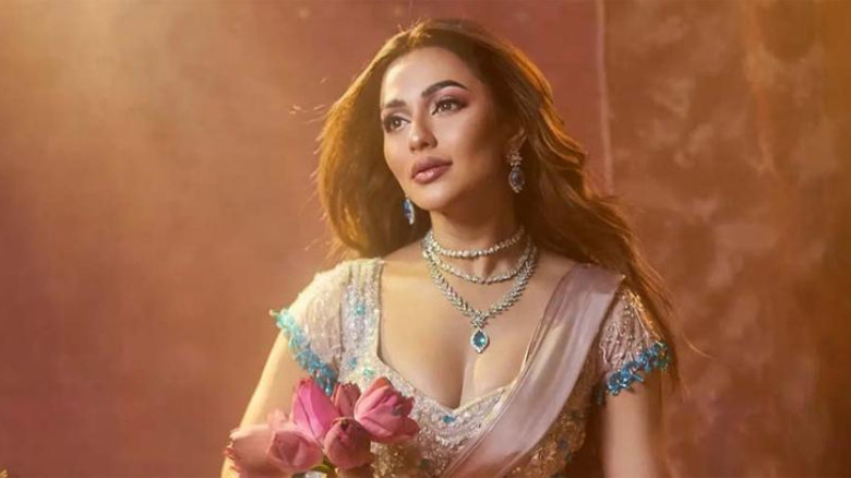 নিজের সেরাটা দেওয়ার বাইরে অপশন নেই : নুসরাত ফারিয়া