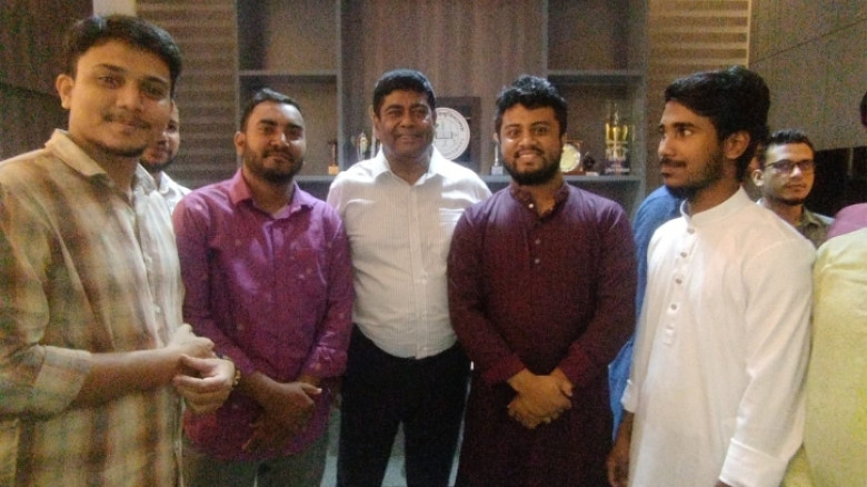 ‎কুবির নবনিযুক্ত উপাচার্যের সঙ্গে ছাত্রশিবিরের শুভেচ্ছা বিনিময়
