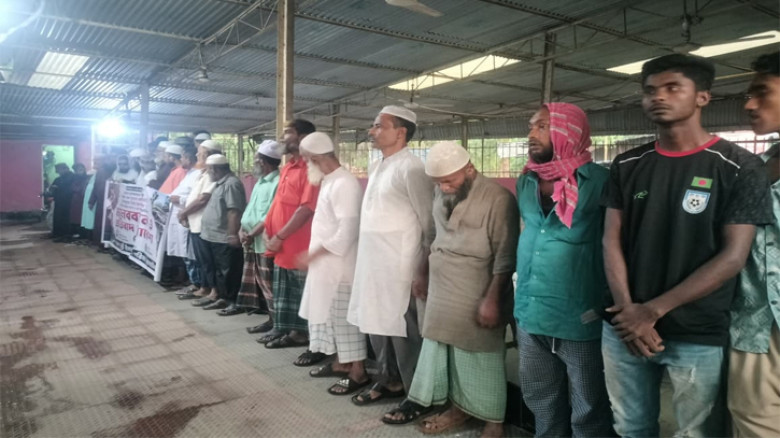 ভারতে মুসলমানদের ওপর হামলার প্রতিবাদে আখাউড়ায় মানববন্ধন