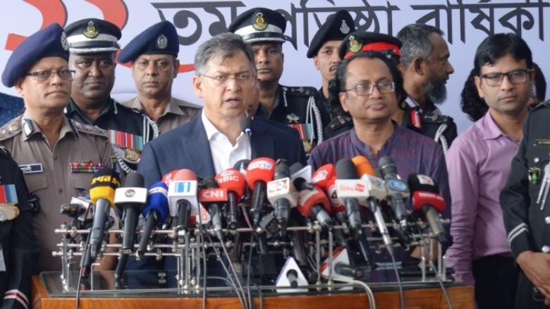 জবাবদিহিতামূলক এলিট ফোর্স গঠনে নতুন আইন প্রণয়ন হচ্ছে: স্বরাষ্ট্রমন্ত্রী