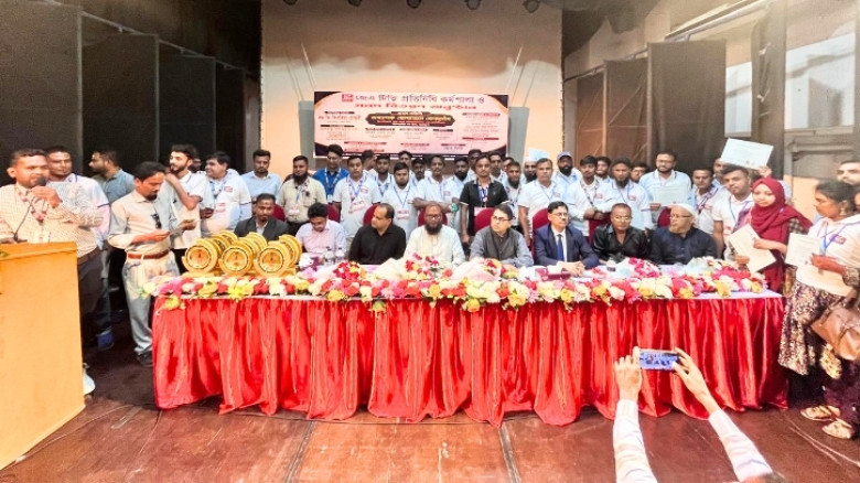 প্রযুক্তিনির্ভর সাংবাদিকতা গড়ে তুলতে জেএ টিভি’র ব্যতিক্রমী প্রতিনিধি কর্মশালা সম্পন্ন