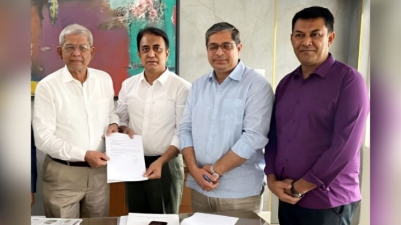 বগুড়া সিটি করপোরেশনের প্রথম প্রশাসক এম আর ইসলাম স্বাধীন
