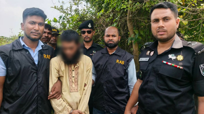 কেরানীগঞ্জে চকলেটের প্রলোভন দেখিয়ে ৪ বছরের শিশুকে ধর্ষণচেষ্টা, আটক ১