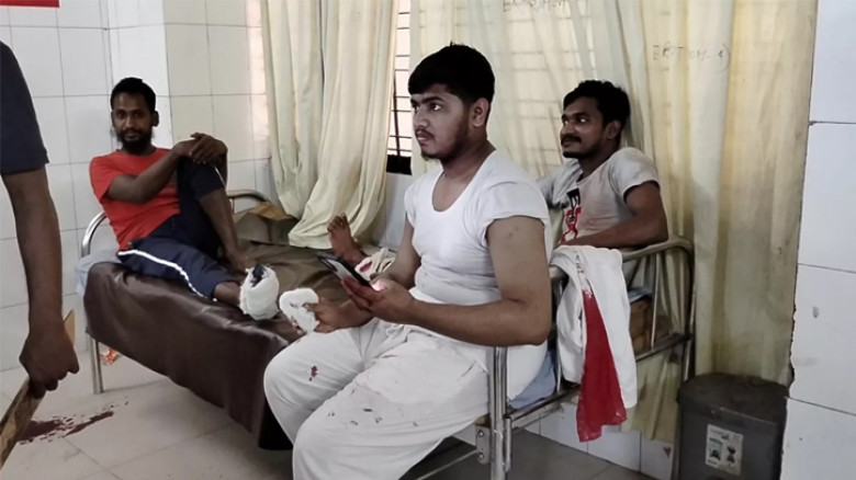 কোরবানিতে আহত ৮০ জন ঢামেকে