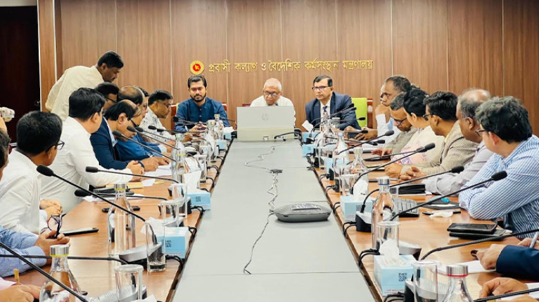 রাশিয়ায় ৩০ যুবক পাঠিয়ে প্রতারণা: ৩ এজেন্সির লাইসেন্স বাতিল