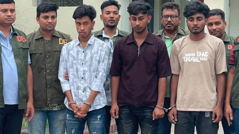 স্কুলছাত্রী রিয়ার বস্তাবন্দি মরদেহ উদ্ধার, গ্রেপ্তার ৩
