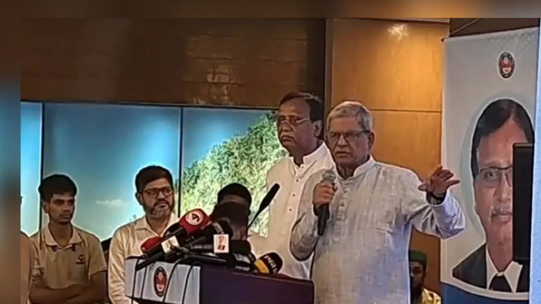 ‘‌আজকাল আমারই মনে হয় ঢাকা শহরে থাকব না, আর বাসযোগ্য মনে হয় না’