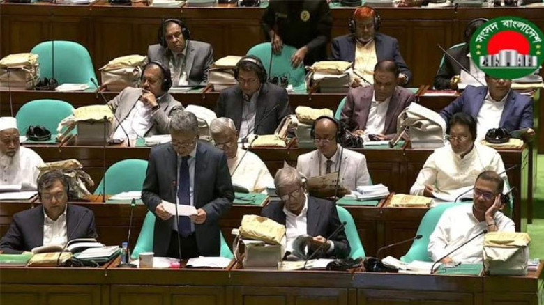 ১ জুলাই থেকে ধাপে ধাপে কার্যকর করার ঘোষণা অর্থমন্ত্রীর