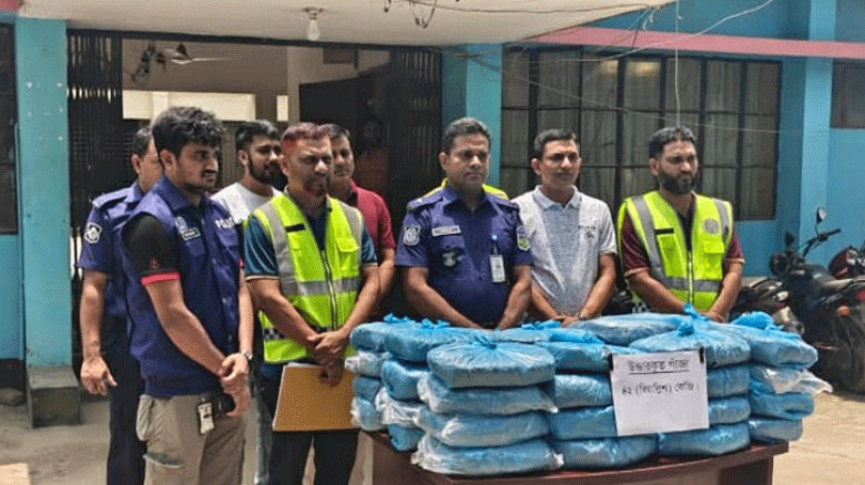 জামালপুরে ৪২ কেজি গাঁজা উদ্ধার, গ্রেপ্তার ২ নারী