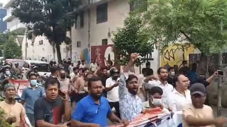 রাজধানীতে সাতসকালে আওয়ামী লীগের বিক্ষোভ মিছিল