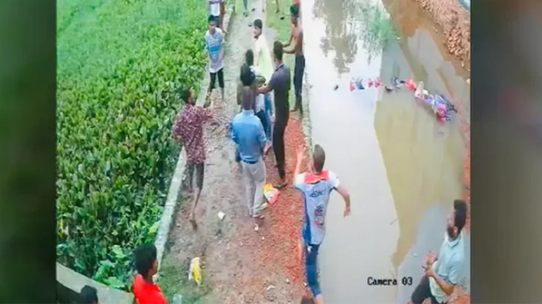 চাঁদার জন্য ময়মনসিংহে ব্যাংক কর্মকর্তাসহ ৪ জনকে মারধর