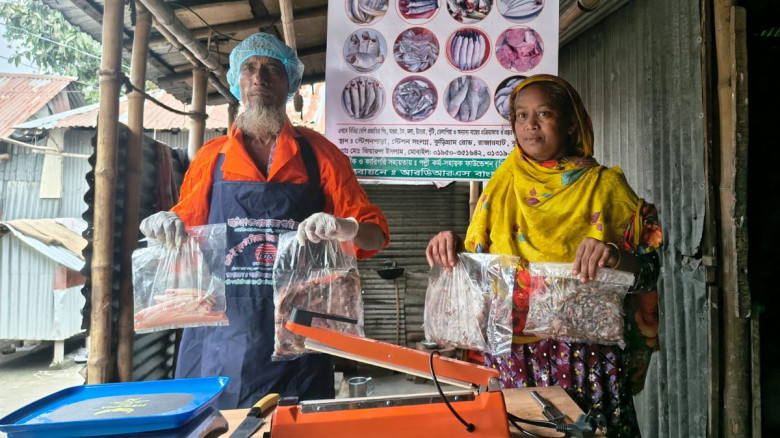 কুড়িগ্রামে প্রথমবার চালু ‘রেডি টু কুক ফিস’